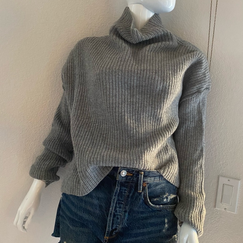 ALC turtle neck sweater